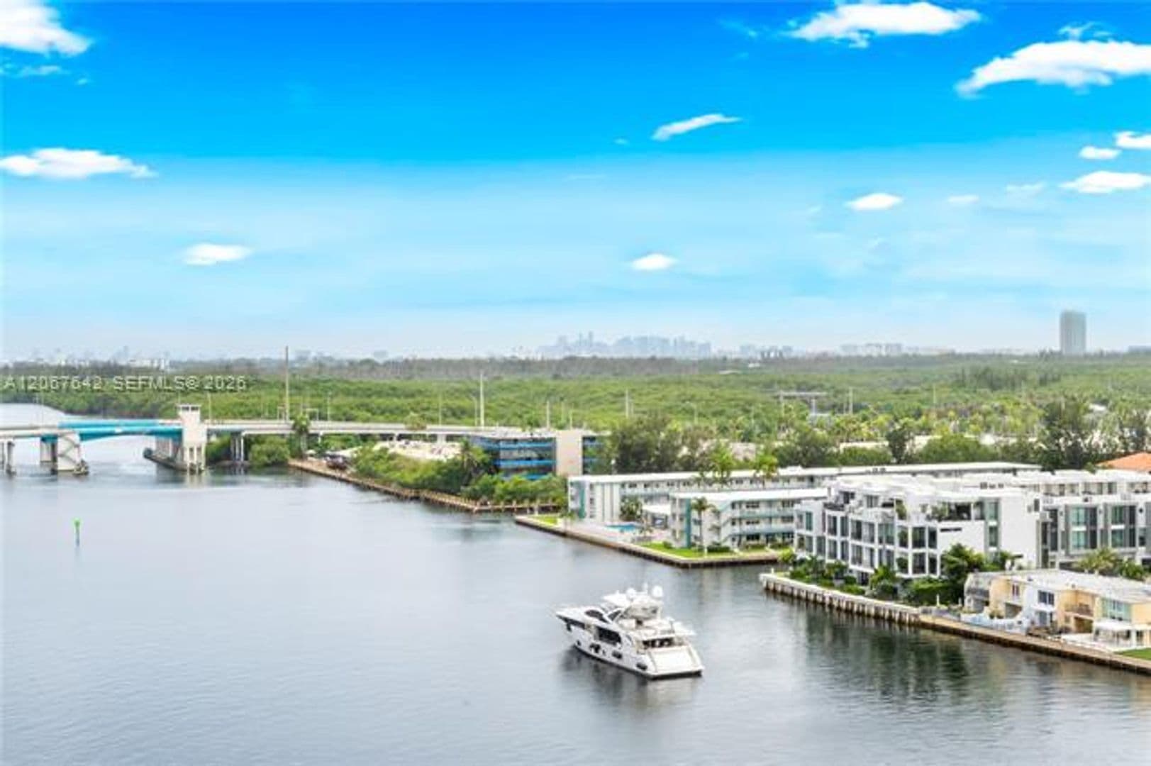 Sunny Isles Beach Condo: 290 174th St cu-1519