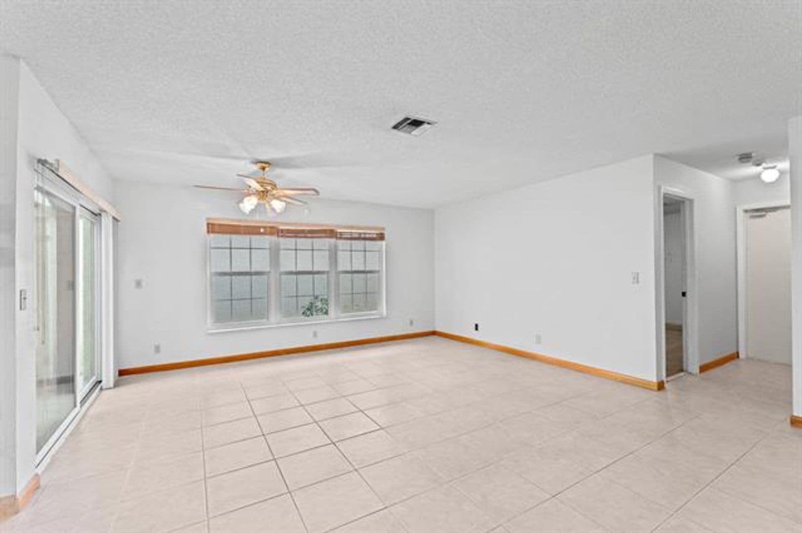 Cooper City House: 5611 SW 97th Ter # 5611