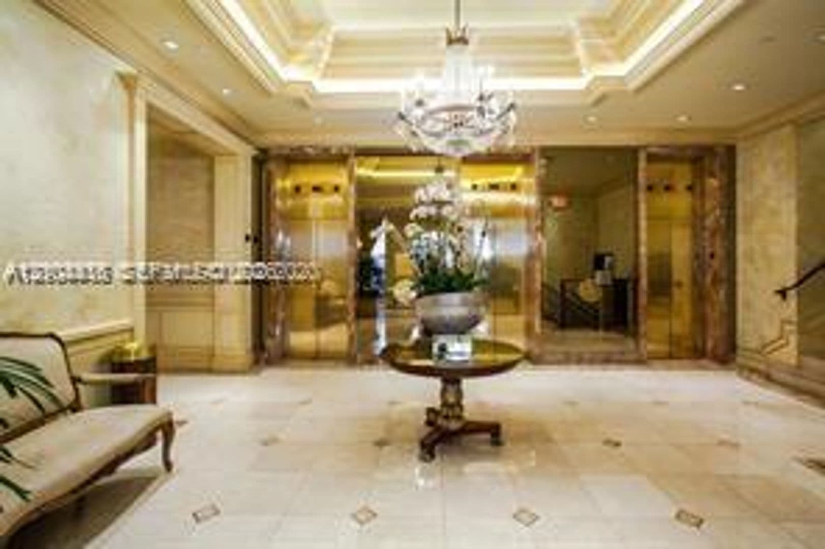 Aventura Condo: 19707 Turnberry Way cu-18L