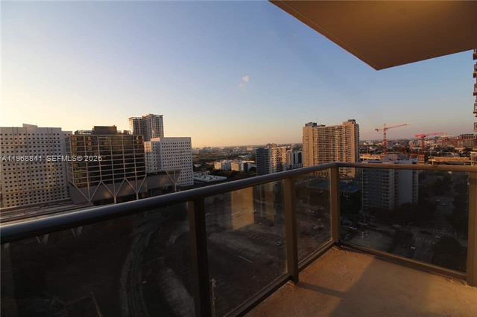 Miami Condo: 11 NE 6 St cu-2114