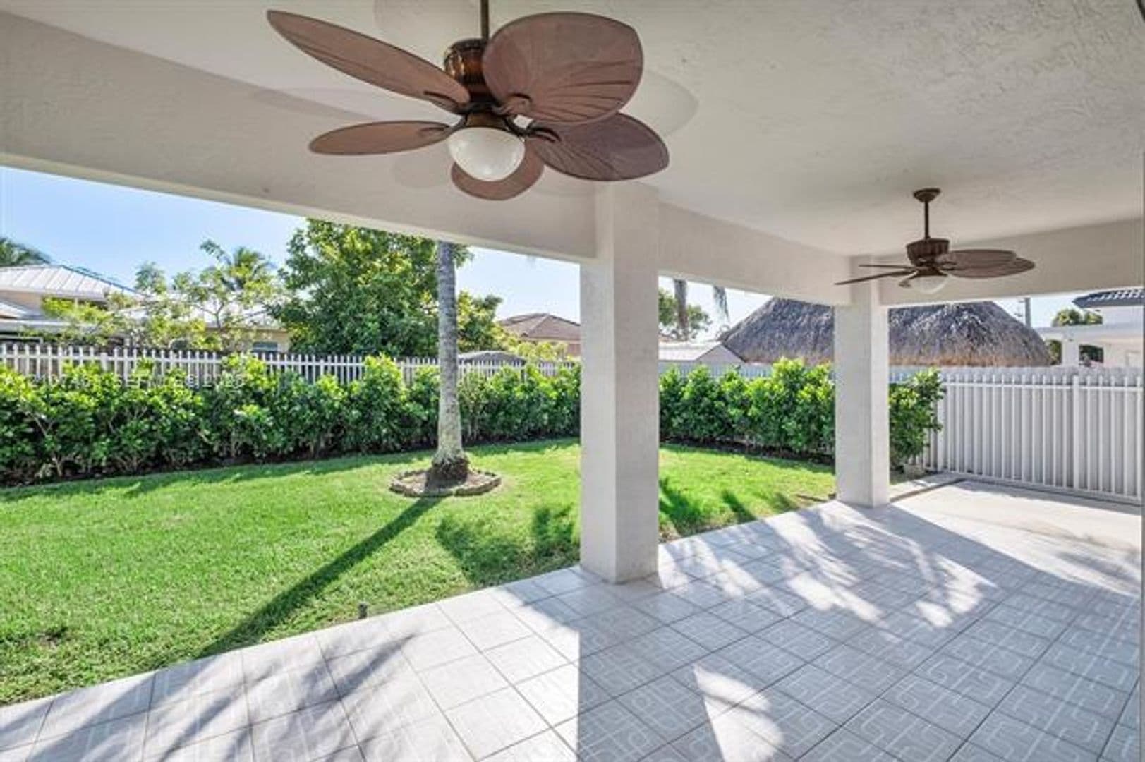 Hialeah House: 7071 W 6th Ave # 7071