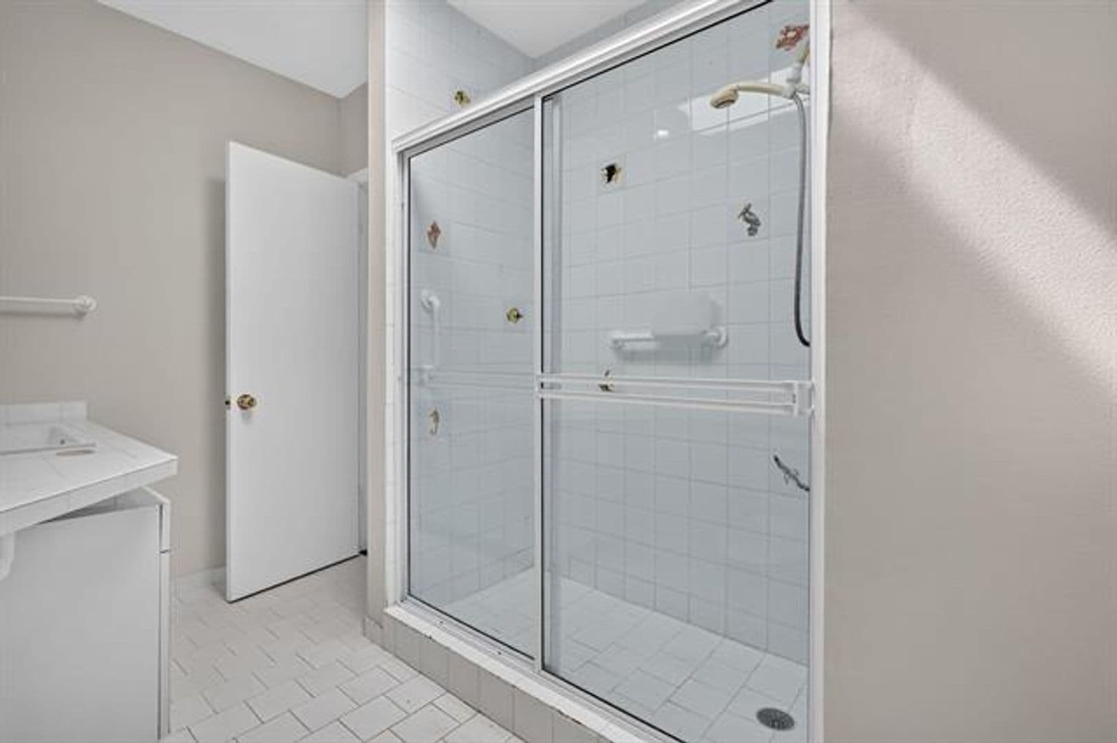 North Bay Village House: 7500 W Treasure Dr # 7500