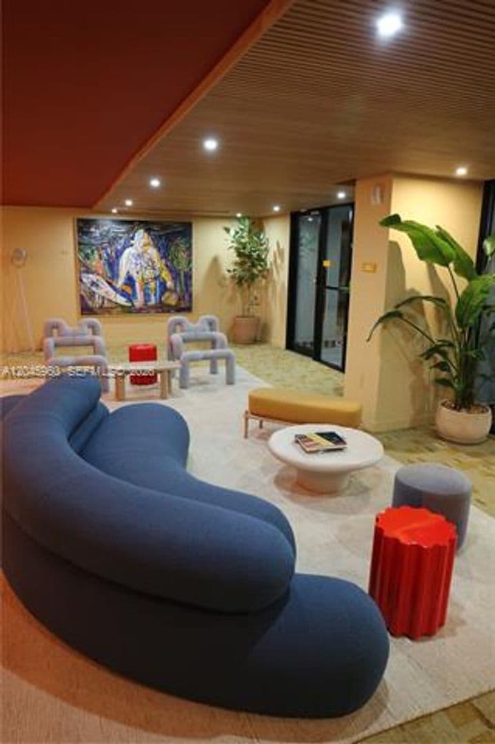 Miami Condo: 90 NE 32nd St cu-706