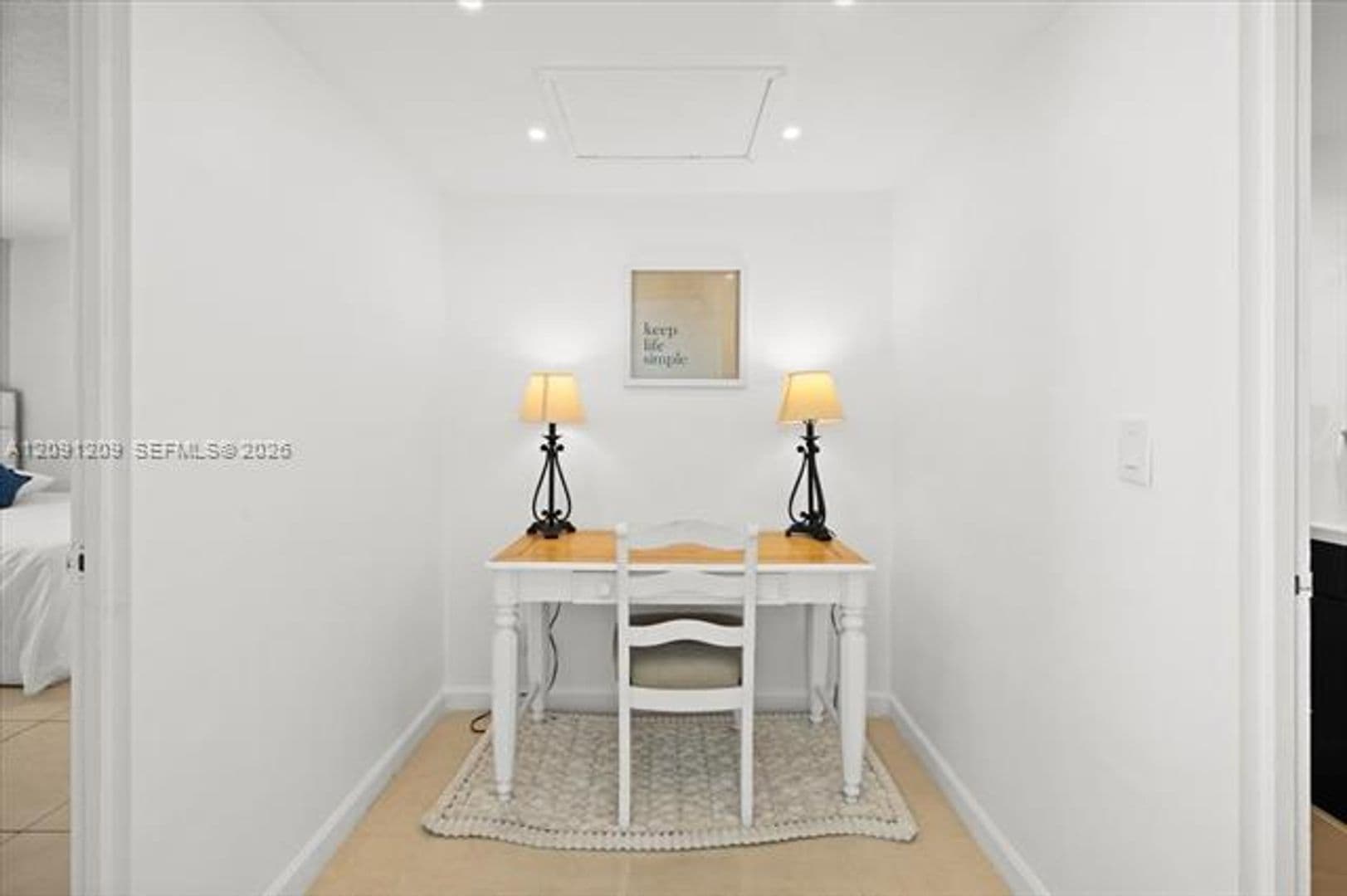 Hollywood Condo: 4001 S Ocean Dr cu-10R