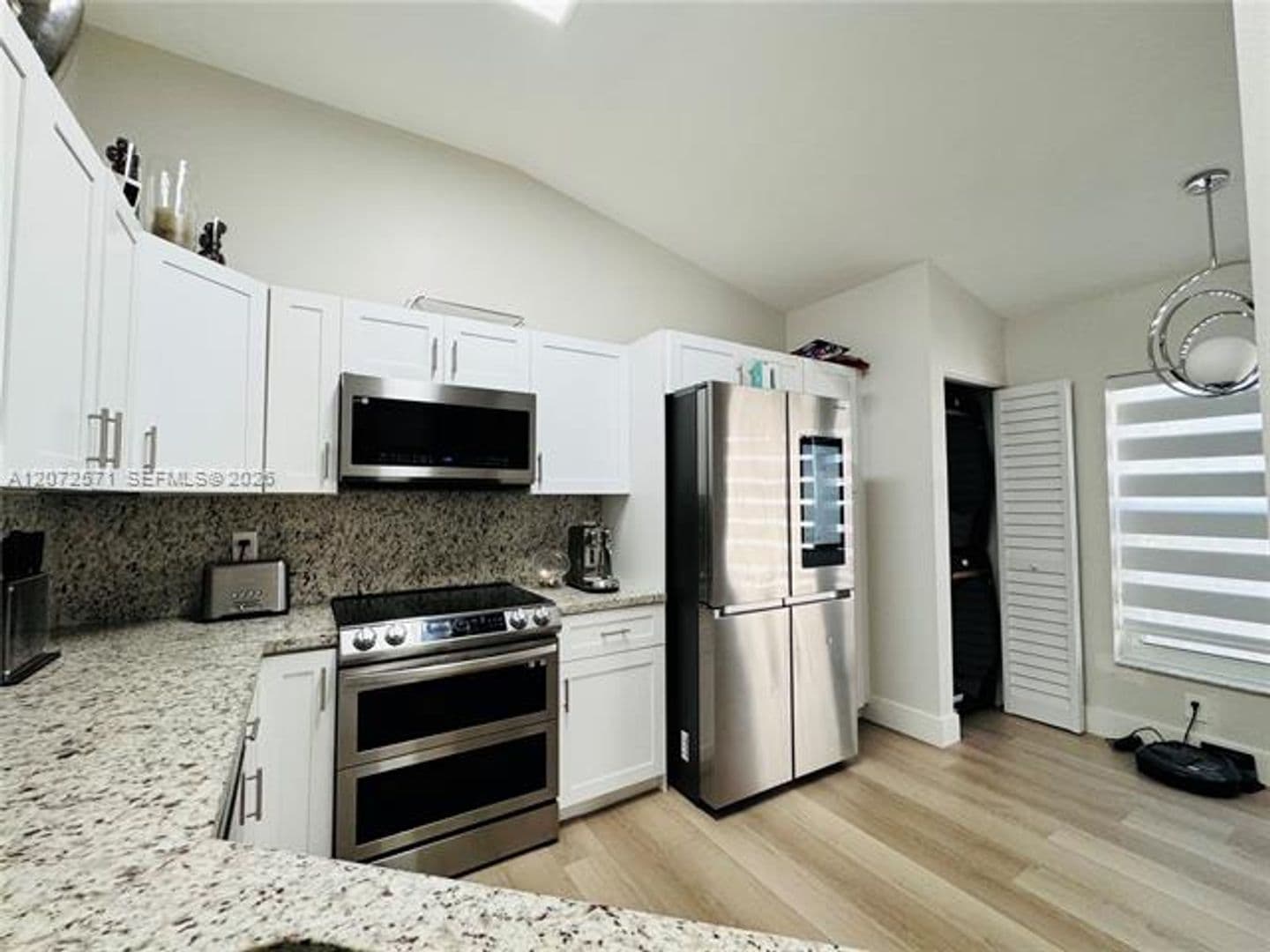 Hollywood House: 1480 Sweetbay Way # 1480