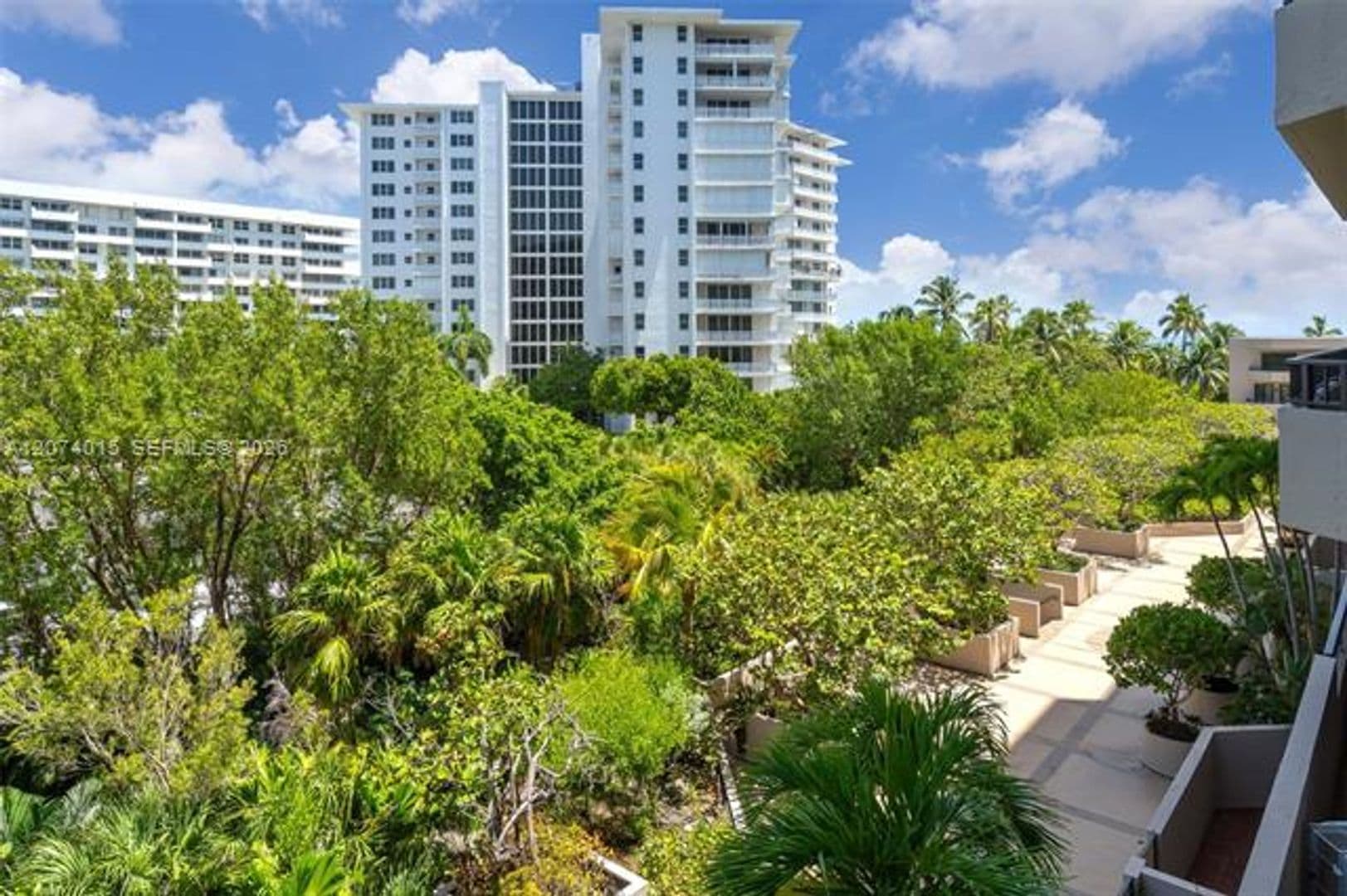 Key Biscayne Condo: 251 Crandon Blvd cu-431