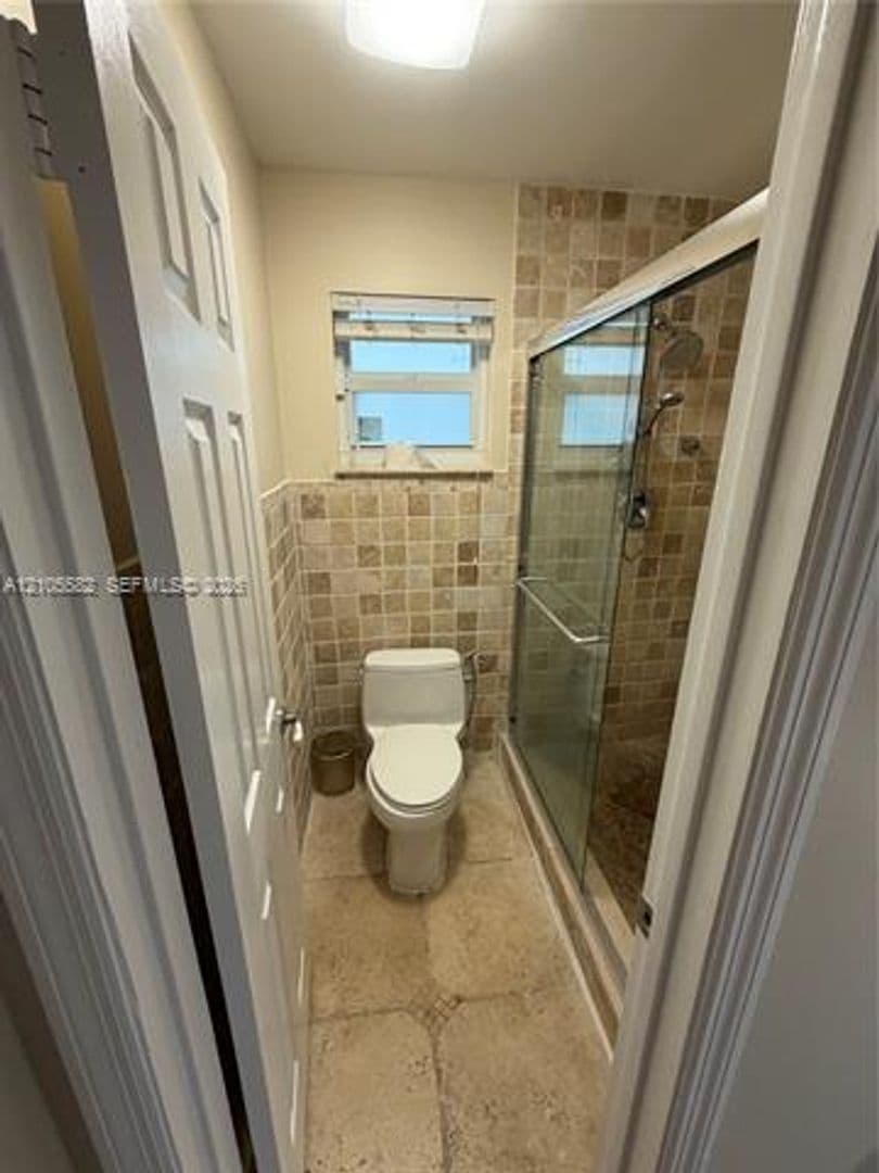 Miami House: 2215 NE 204th St # 2215