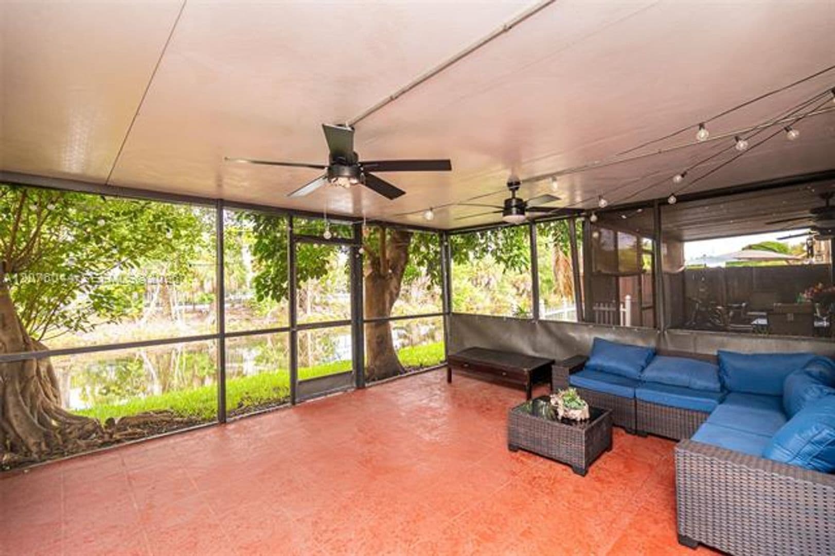 Miami Townhome: 8120 SW 103rd Ave th 8120