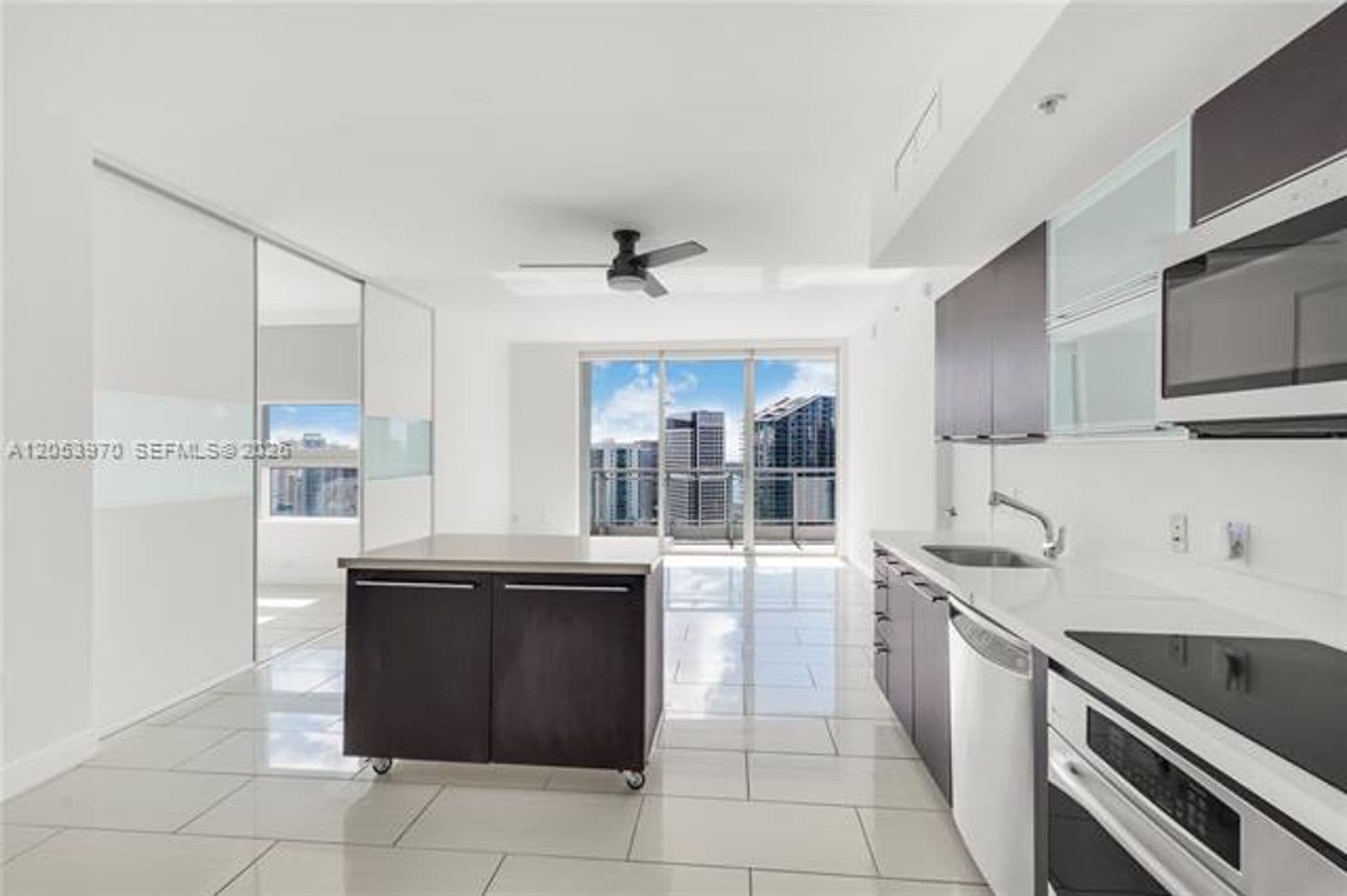 Miami Condo: 90 SW 3rd St cu-4403