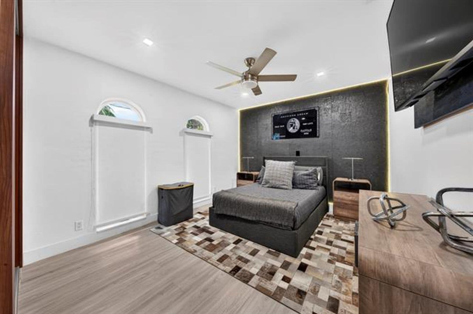 Fort Lauderdale House: 11 Castle Harbor Isle Dr # 11