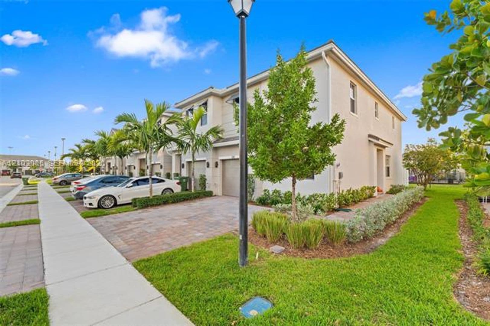 Pembroke Pines Townhome: 210 SW 170th Ave th 210
