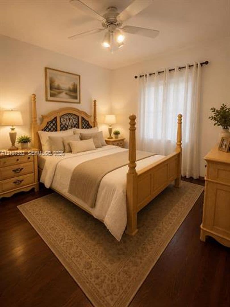 Miami Springs House: 164 Navajo St # 164