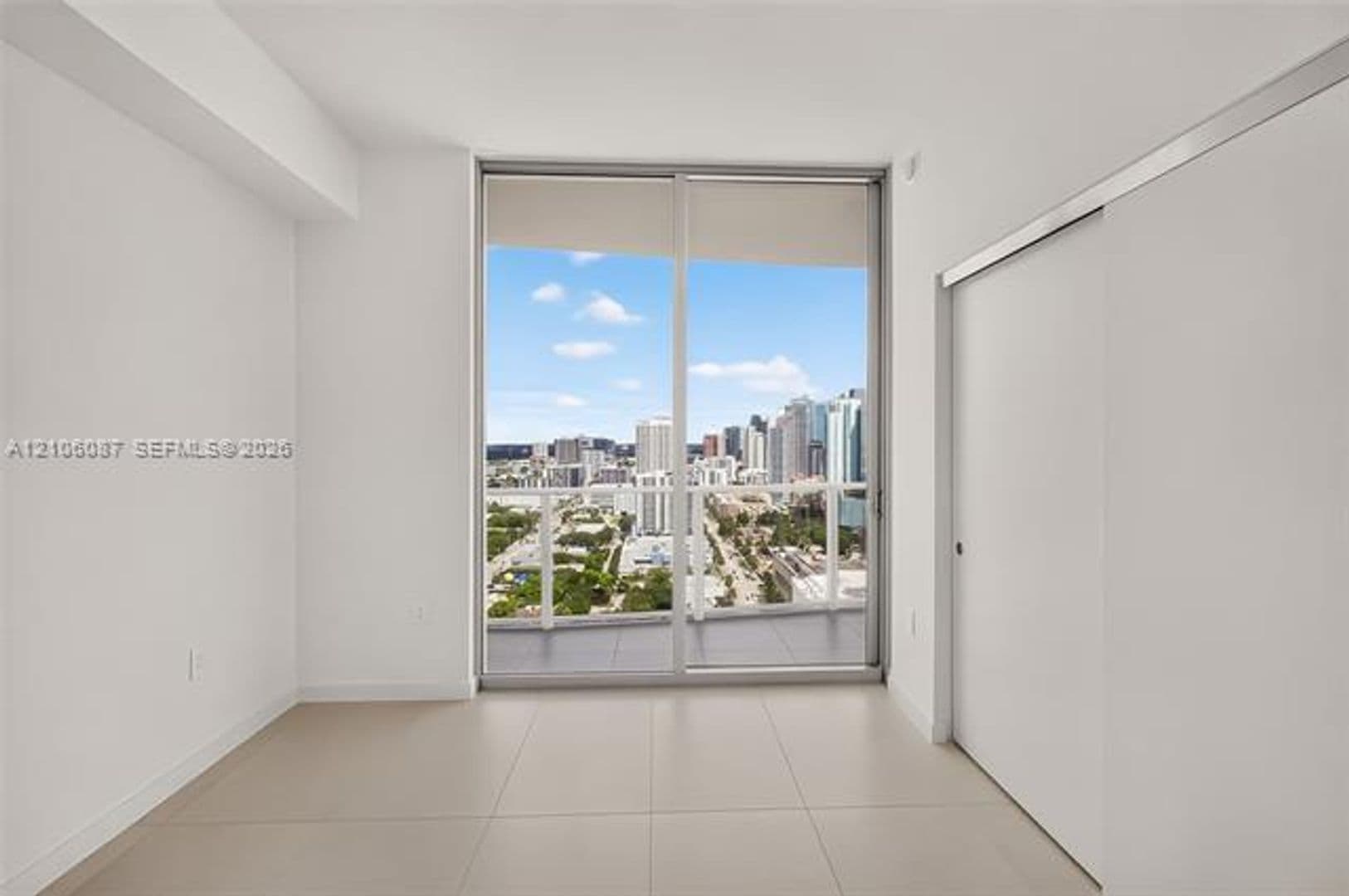 Miami Condo: 1400 Biscayne Blvd cu-2906
