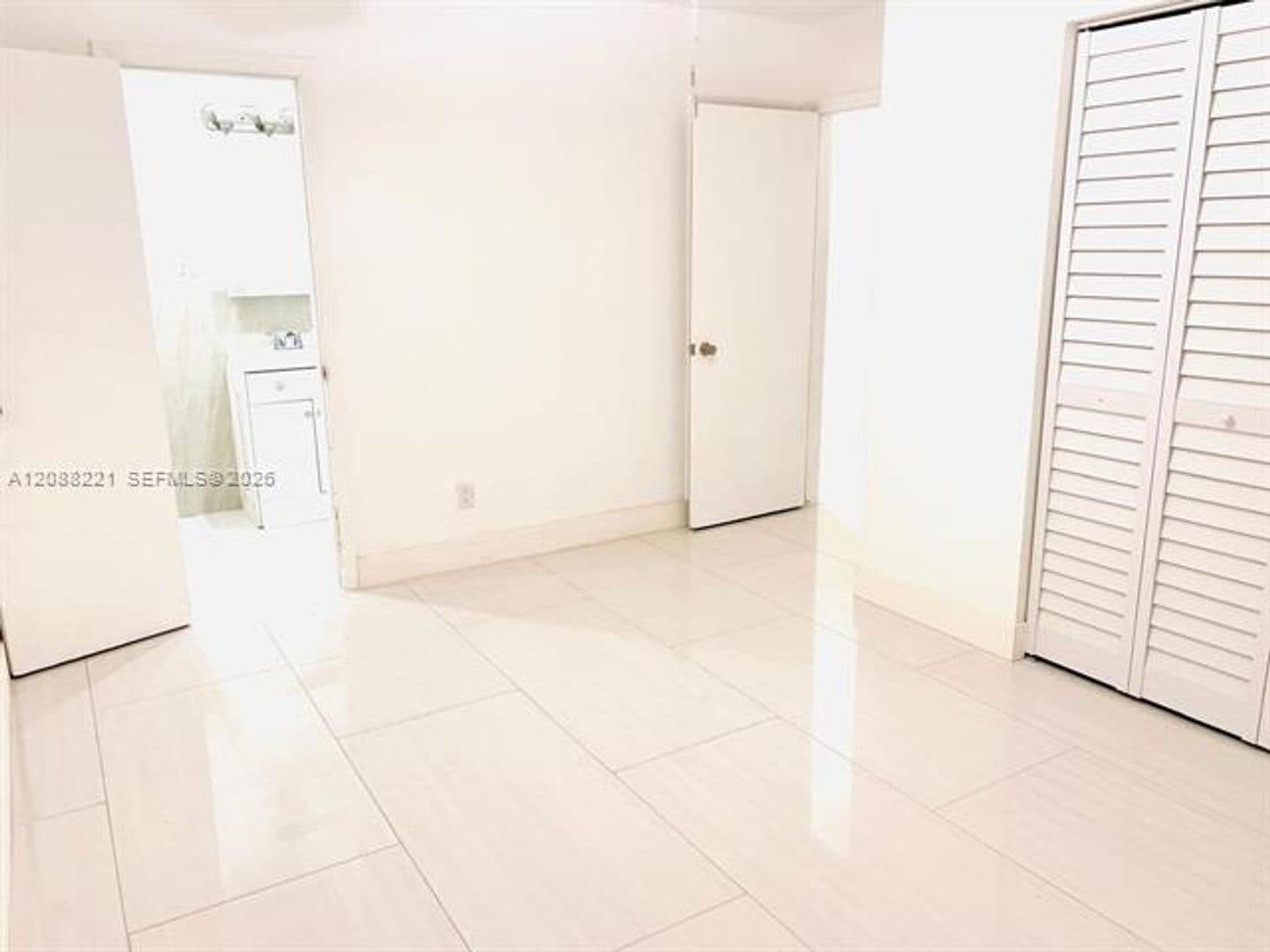 North Miami Beach House: 18320 NE 7th Ct # 18320