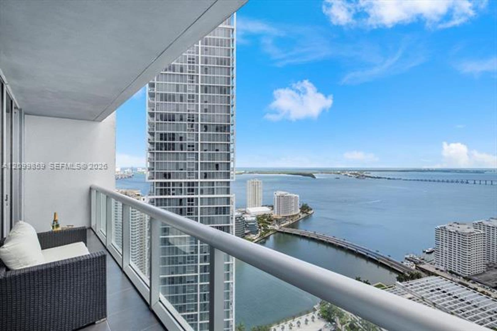 Miami Condo: 485 Brickell Ave cu-4309