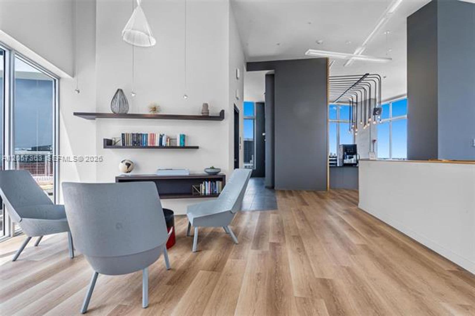 Miami Condo: 151 SE 1st St cu-2102