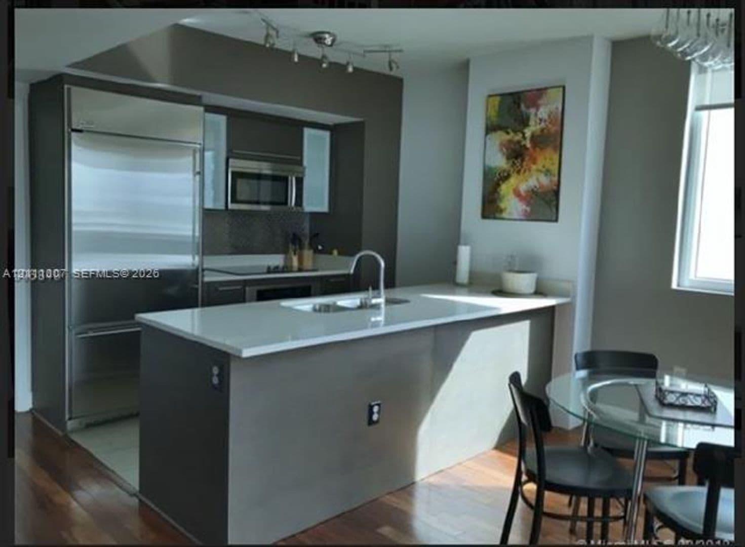 MIAMI Condo: 55 SE 6th St cu-3910