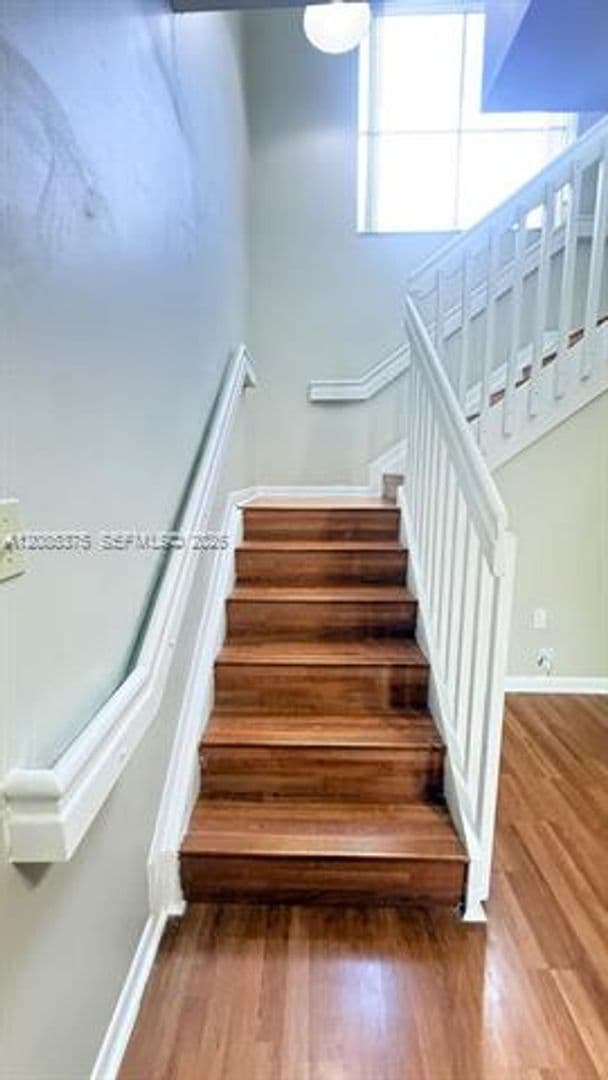 Miami Townhome: 16042 SW 86th Ln th 16042