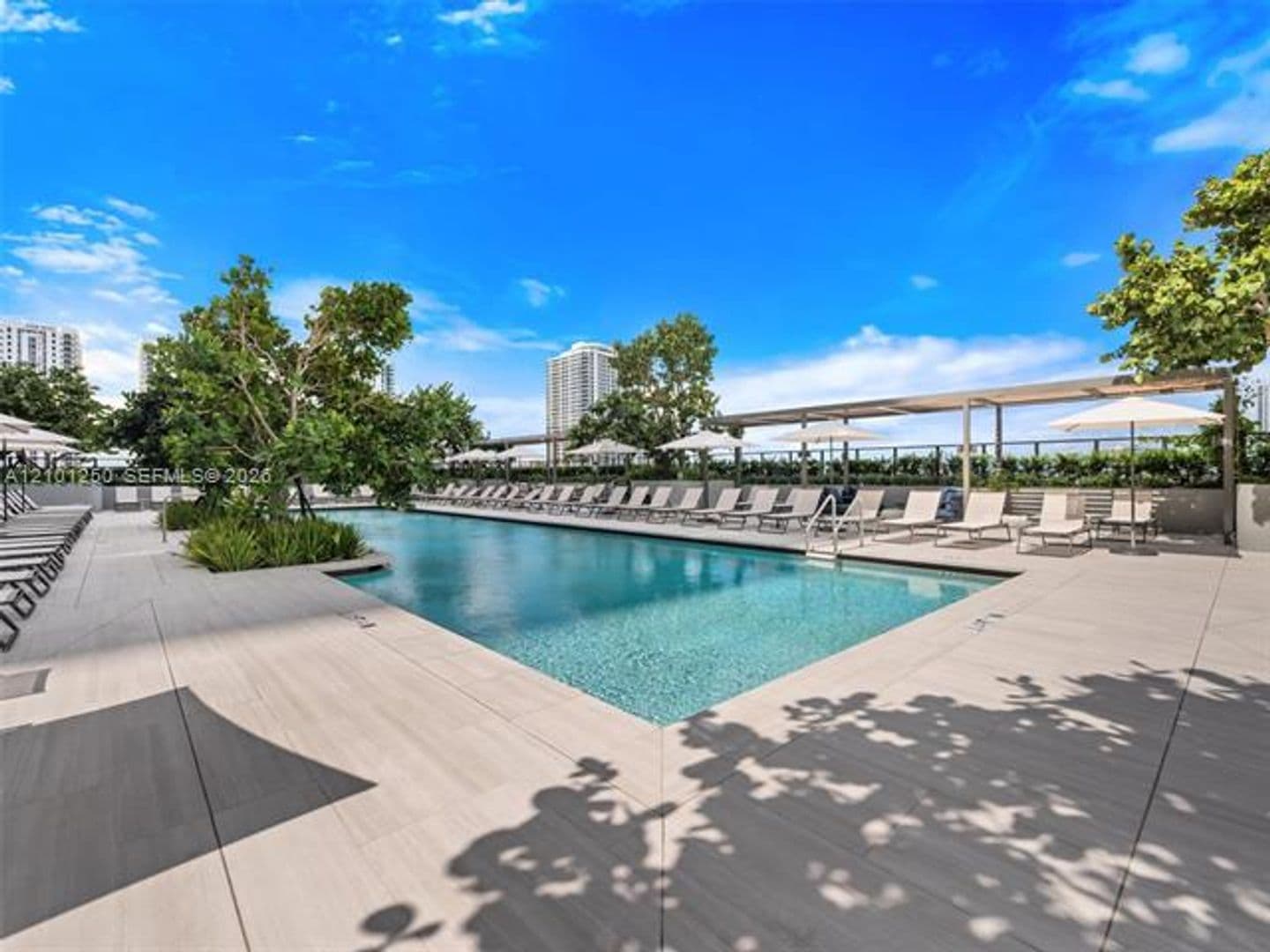 Miami Condo: 1400 Biscayne Blvd cu-701