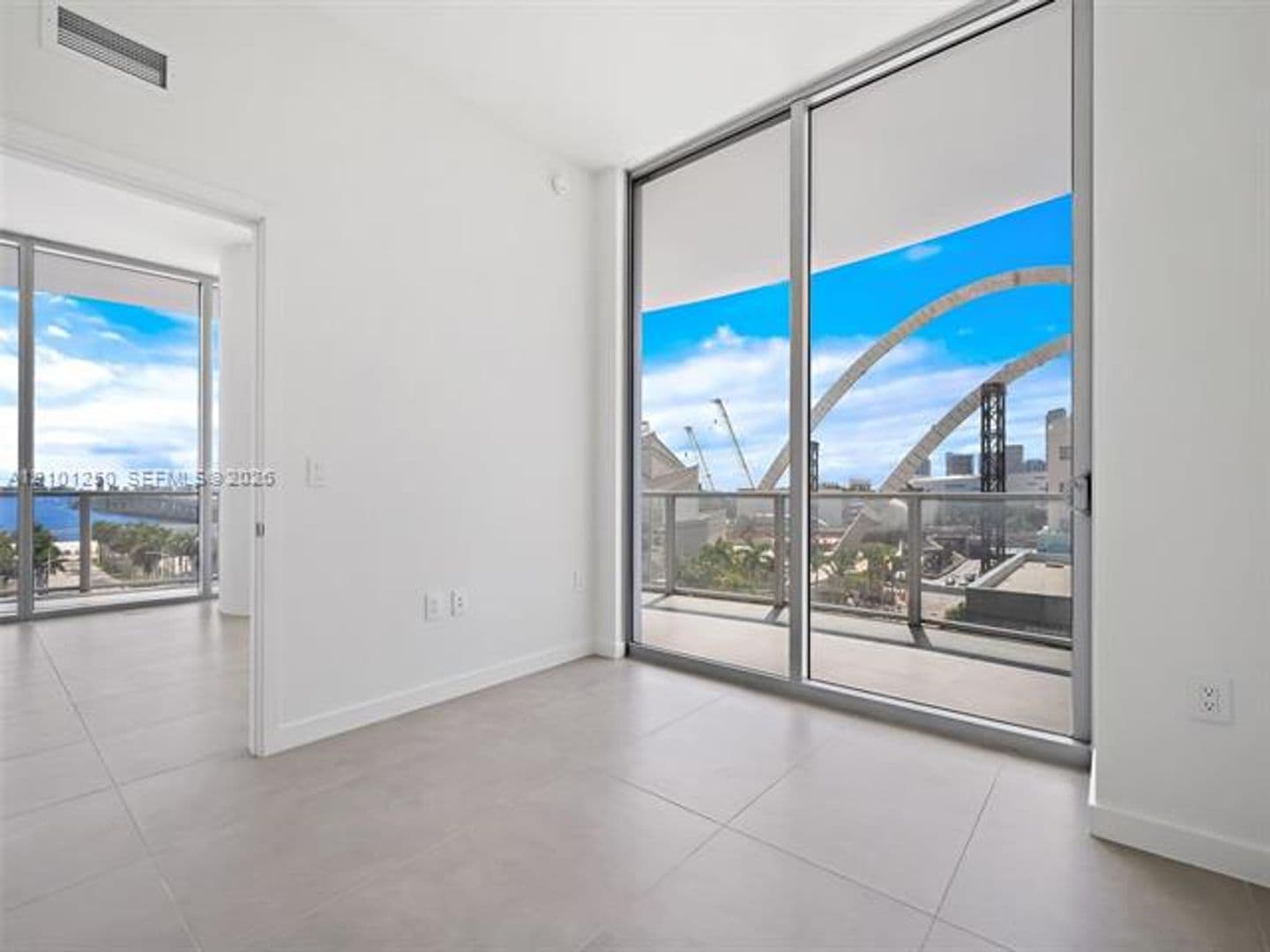 Miami Condo: 1400 Biscayne Blvd cu-701