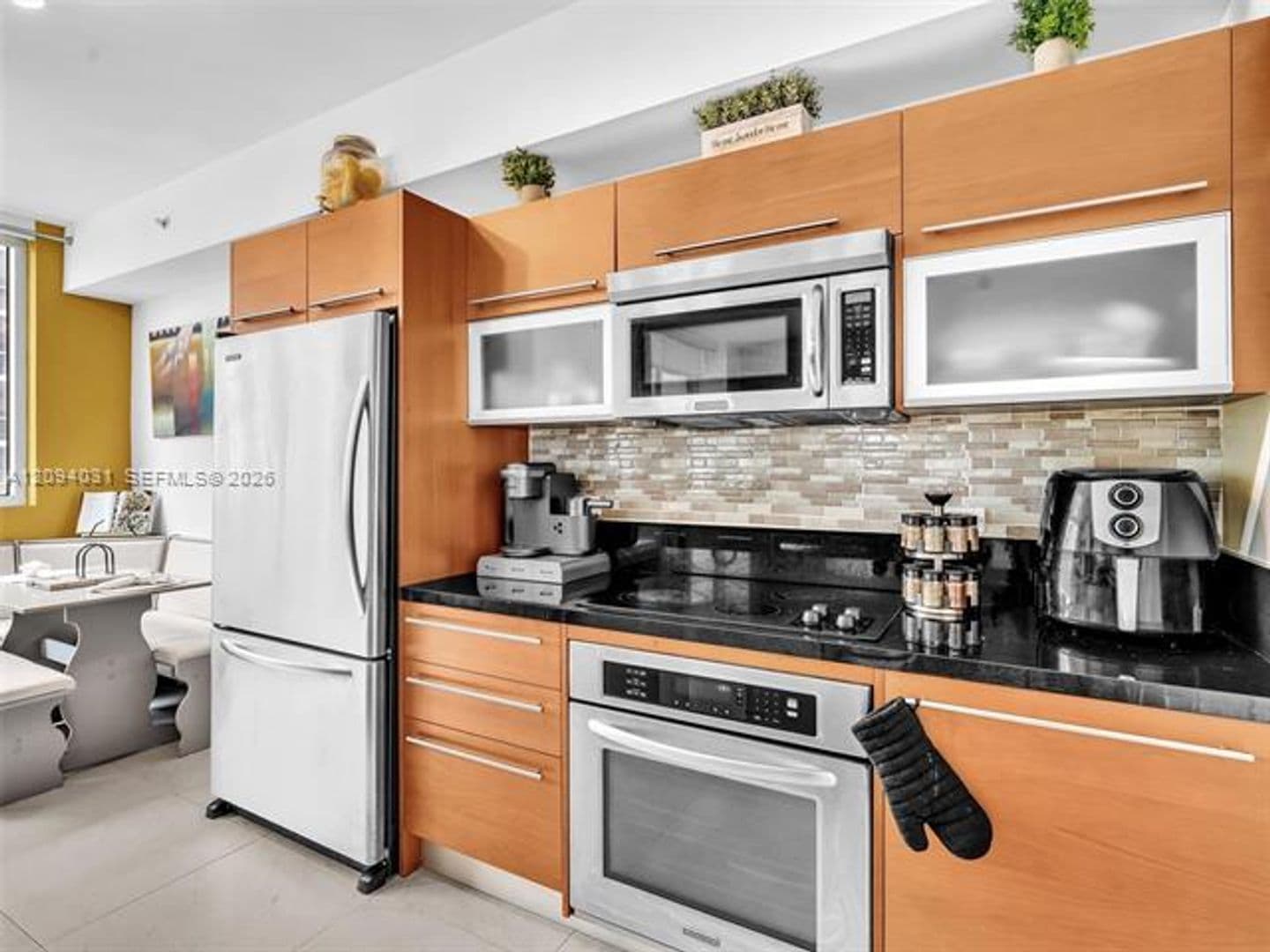 Miami Condo: 253 NE 2nd St cu-2208