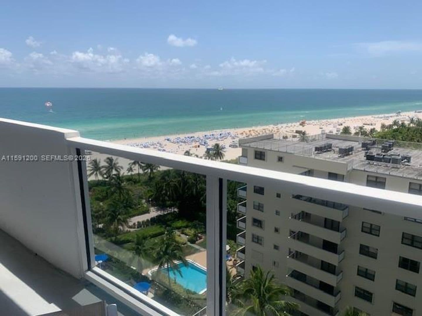 Miami Beach Condo: 100 Lincoln Rd cu-1434