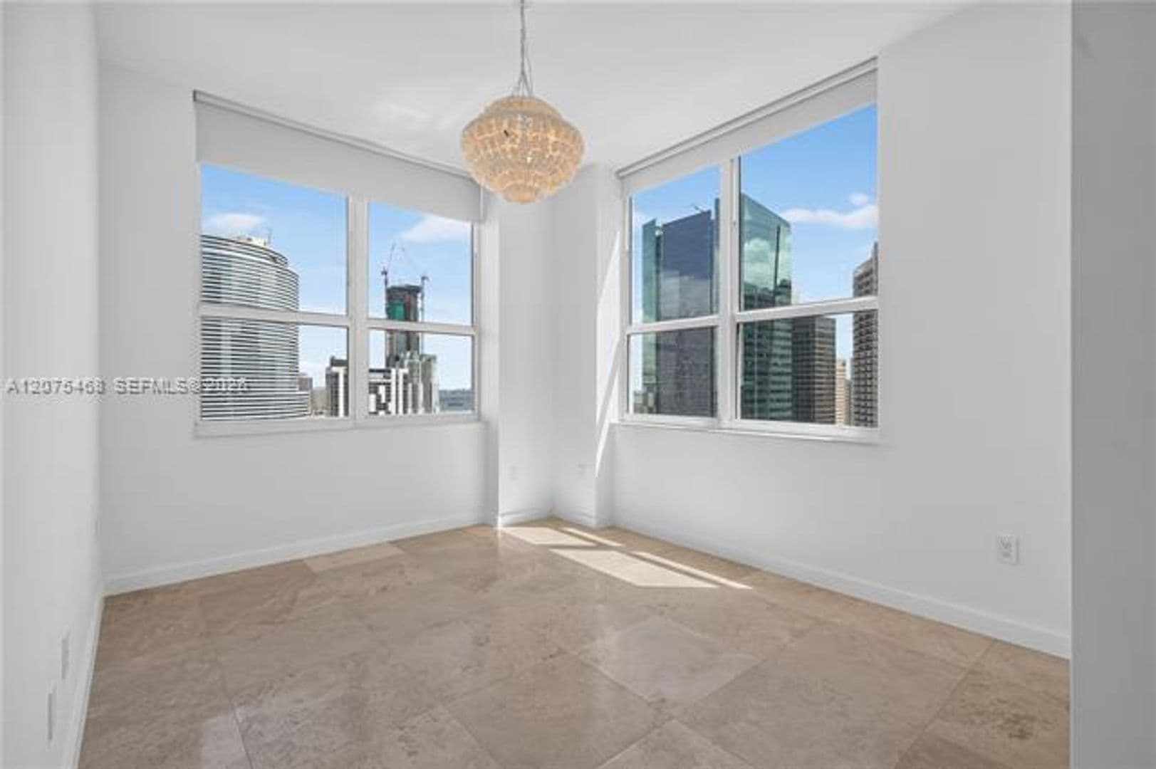 Miami Condo: 31 SE 5th St cu-4212