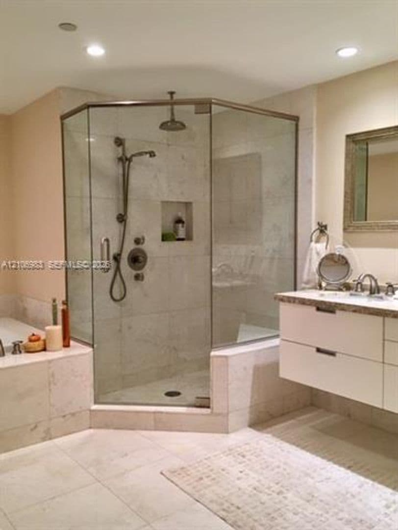Surfside Condo: 9401 Collins Ave cu-306