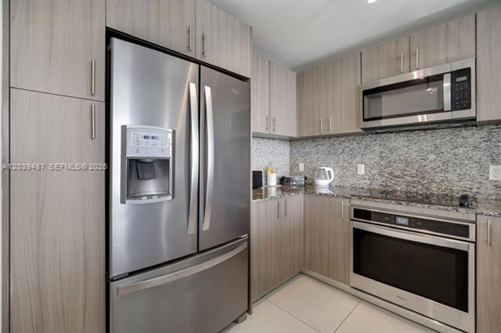 Doral Condo: 5350 NW 84th Ave cu-909
