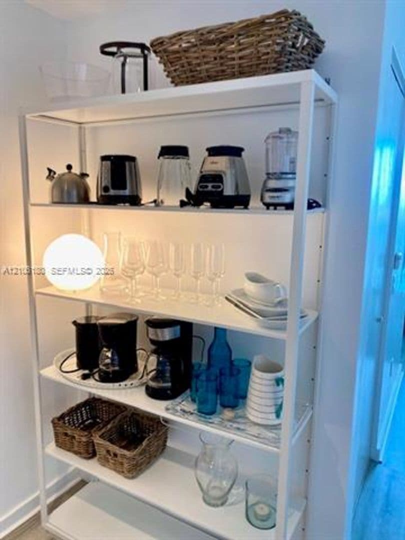 Miami Condo: 501 NE 31st St cu-802