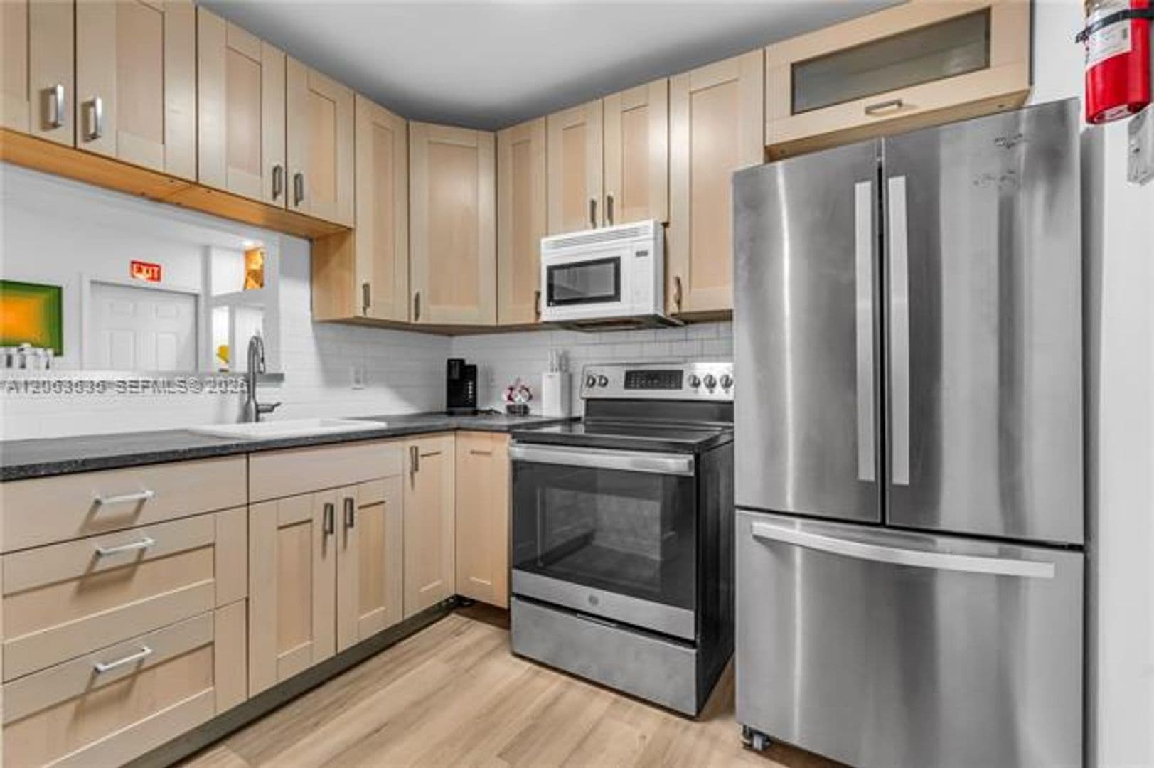 Biscayne Park House: 11201 NE 10th Ave cu-11203