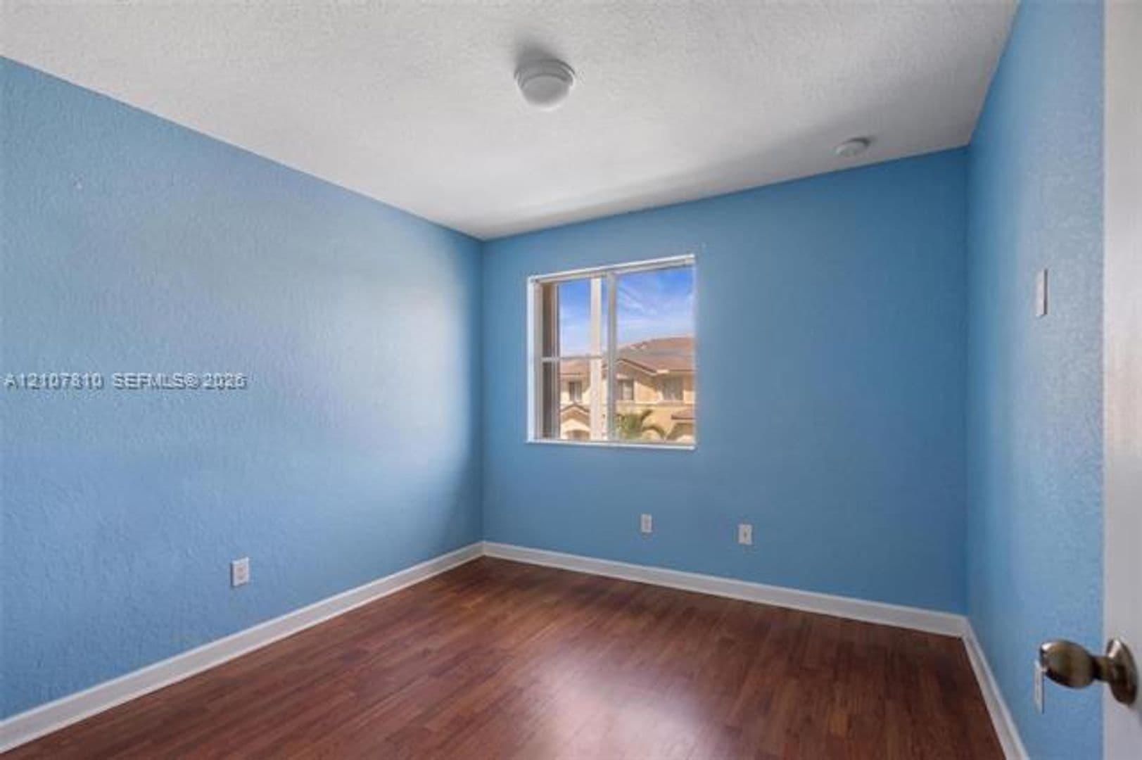 Hialeah Condo: 6940 NW 177th St cu-P105