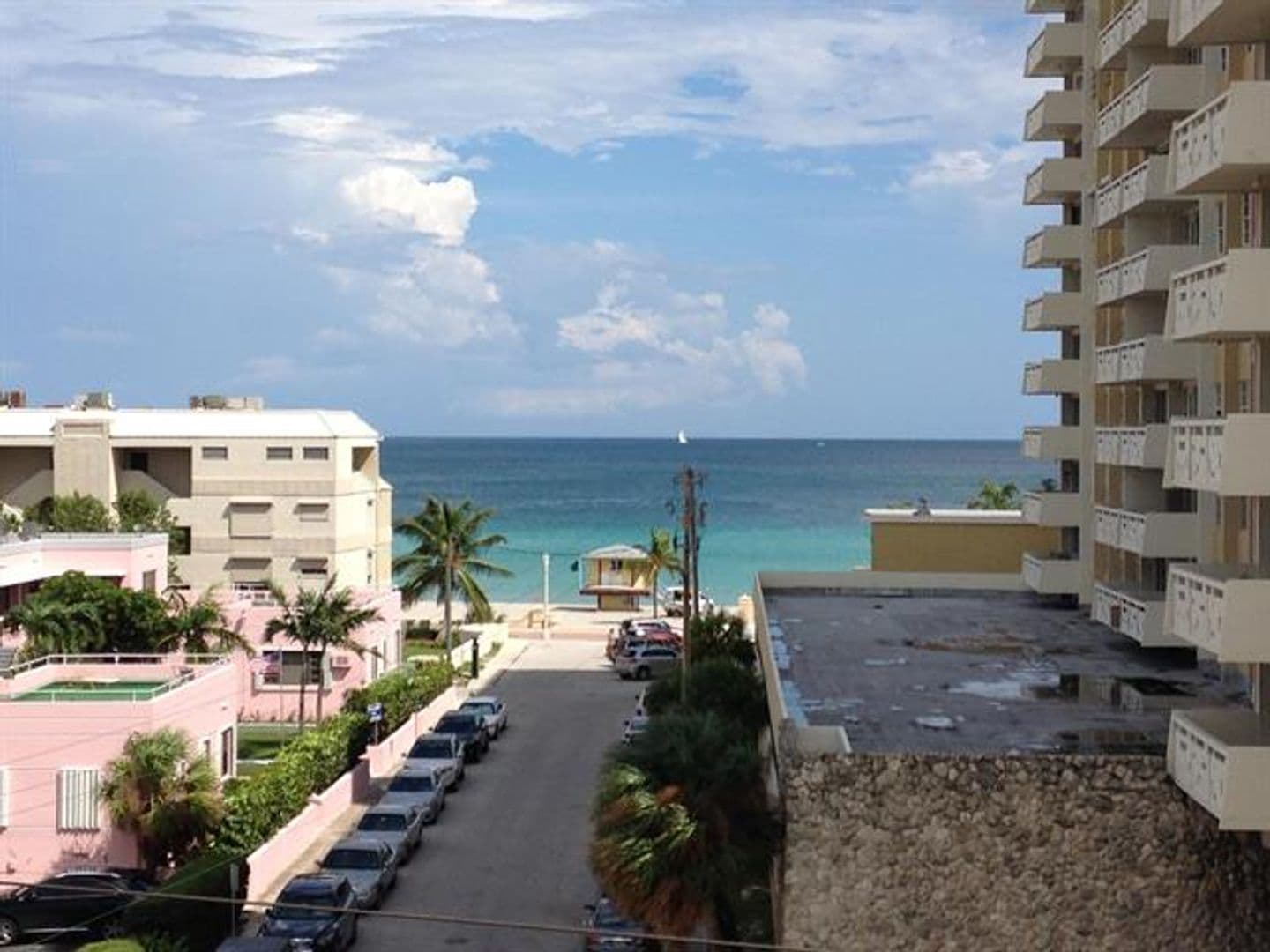 Hollywood Condo: 3200 N Ocean Dr cu-206