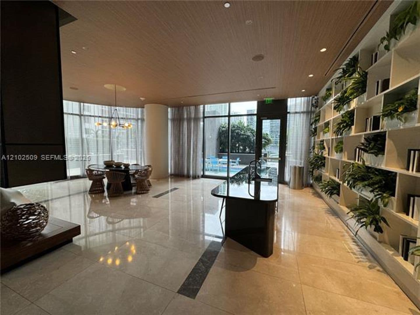 Miami Condo: 45 SW 9th St cu-3010