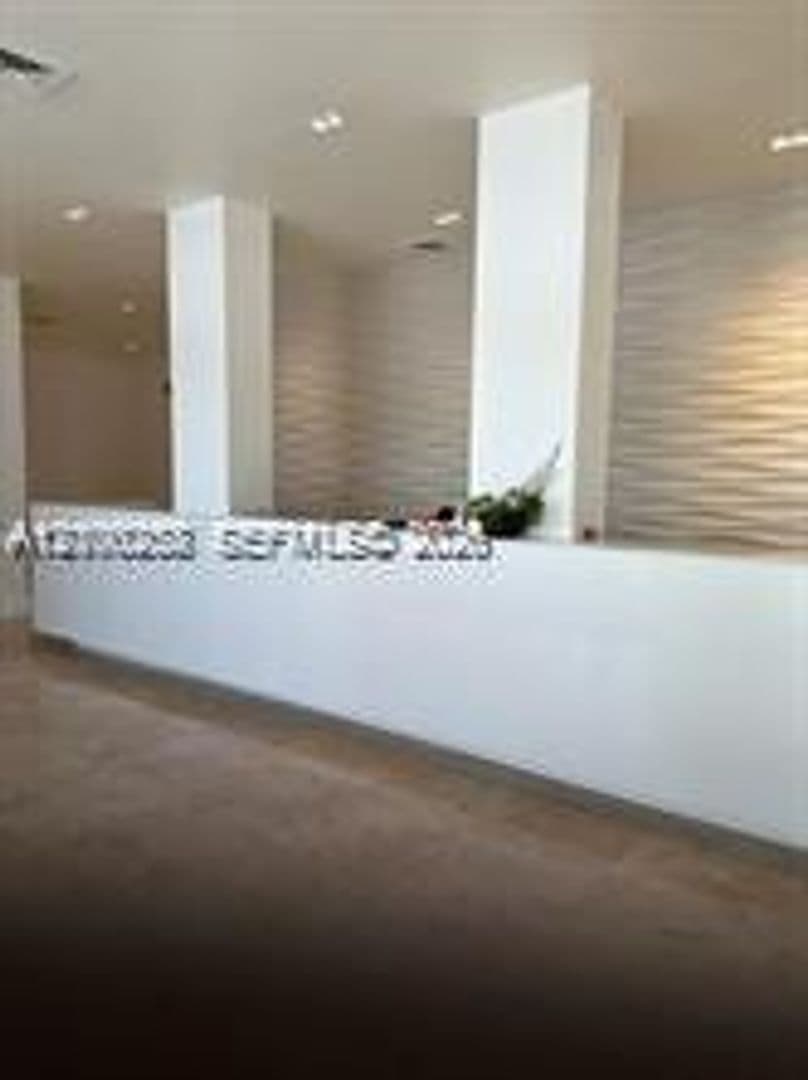 Hollywood Condo: 2201 S Ocean Dr cu-1507