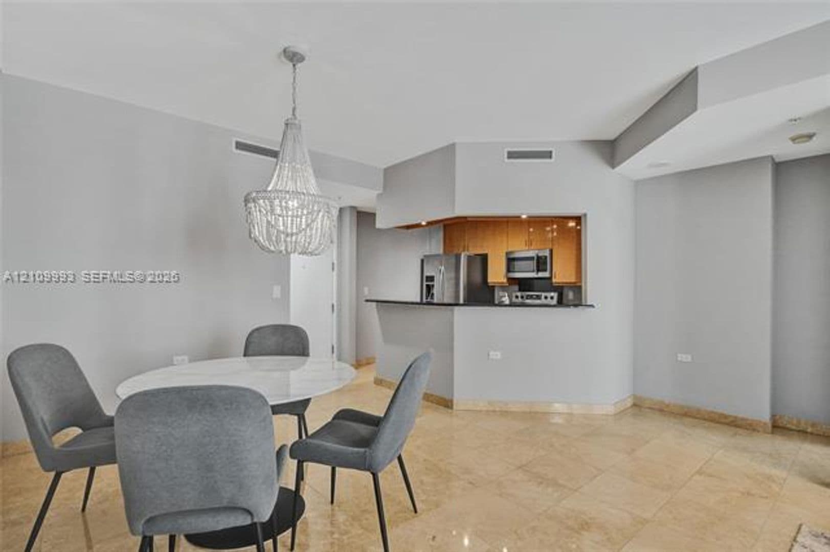 Miami Condo: 801 Brickell Key Blvd cu-808
