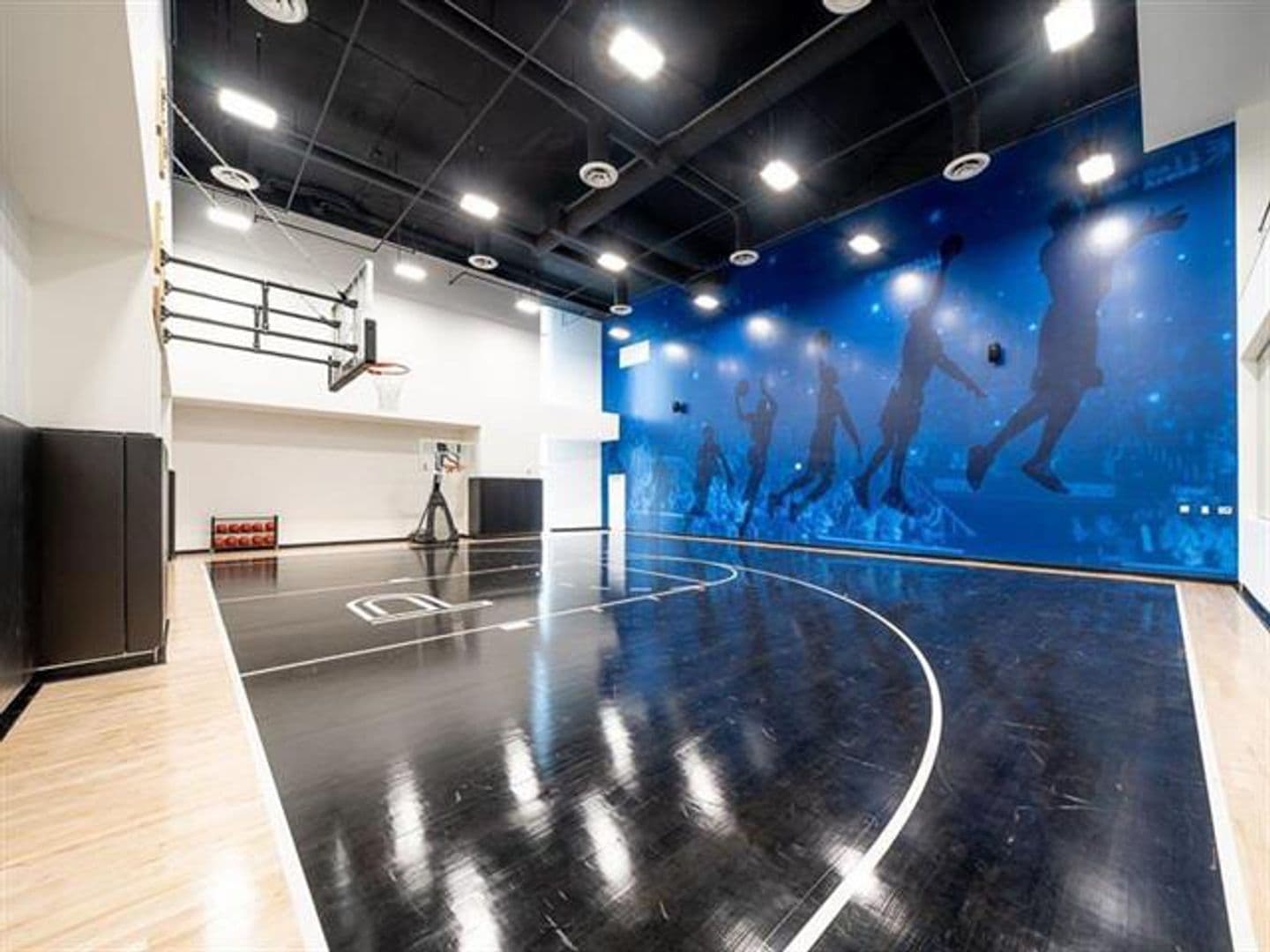 Miami Condo: 851 NE 1st Ave cu-2402