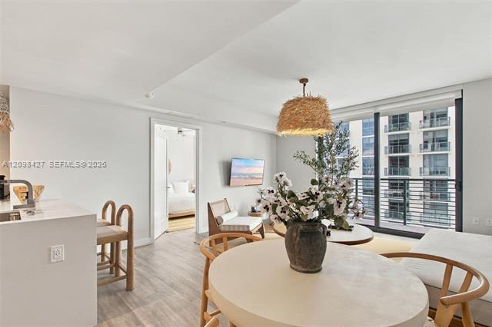 Miami Condo: 697 N Miami Ave cu-1210