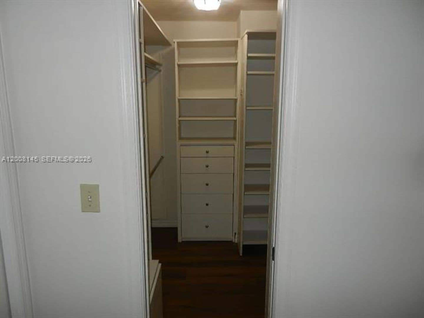 Homestead House: 18950 SW 240th St # 18950