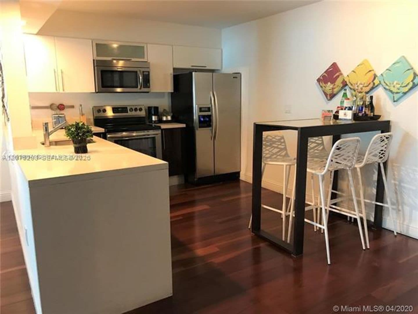 Bal Harbour Condo: 290 Bal Bay Dr cu-104