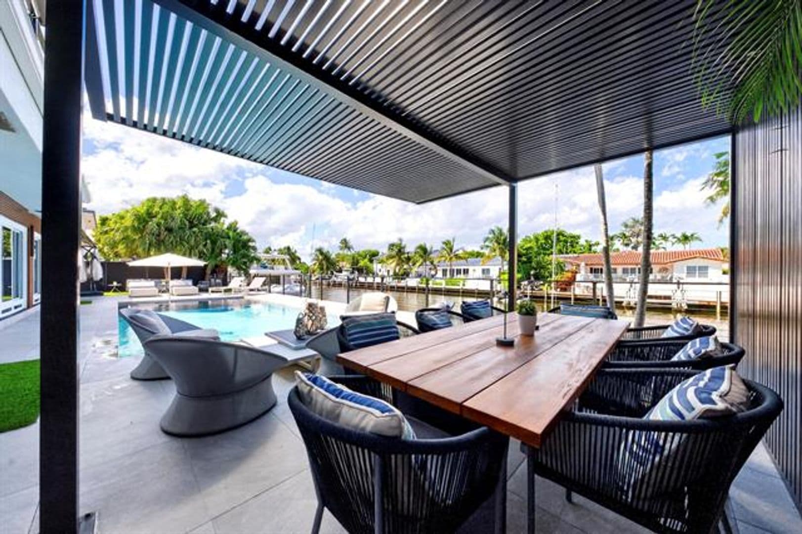 Fort Lauderdale House: 11 Castle Harbor Isle Dr # 11