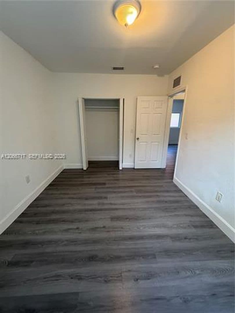 Miami House: 328 SW 15th Ave # 328