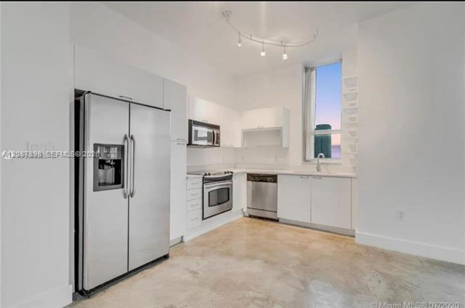 Miami Condo: 234 NE 3rd St cu-1701