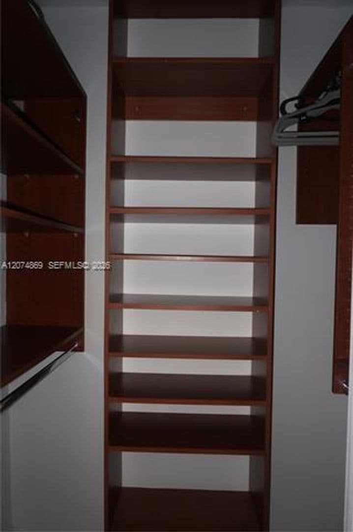 Bal Harbour Condo: 9801 Collins Ave cu-14T