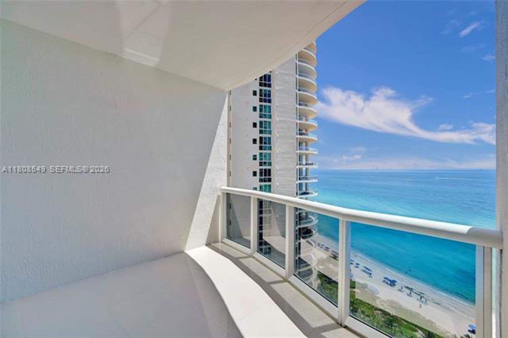 Sunny Isles Beach Condo: 16001 Collins Ave cu-1604
