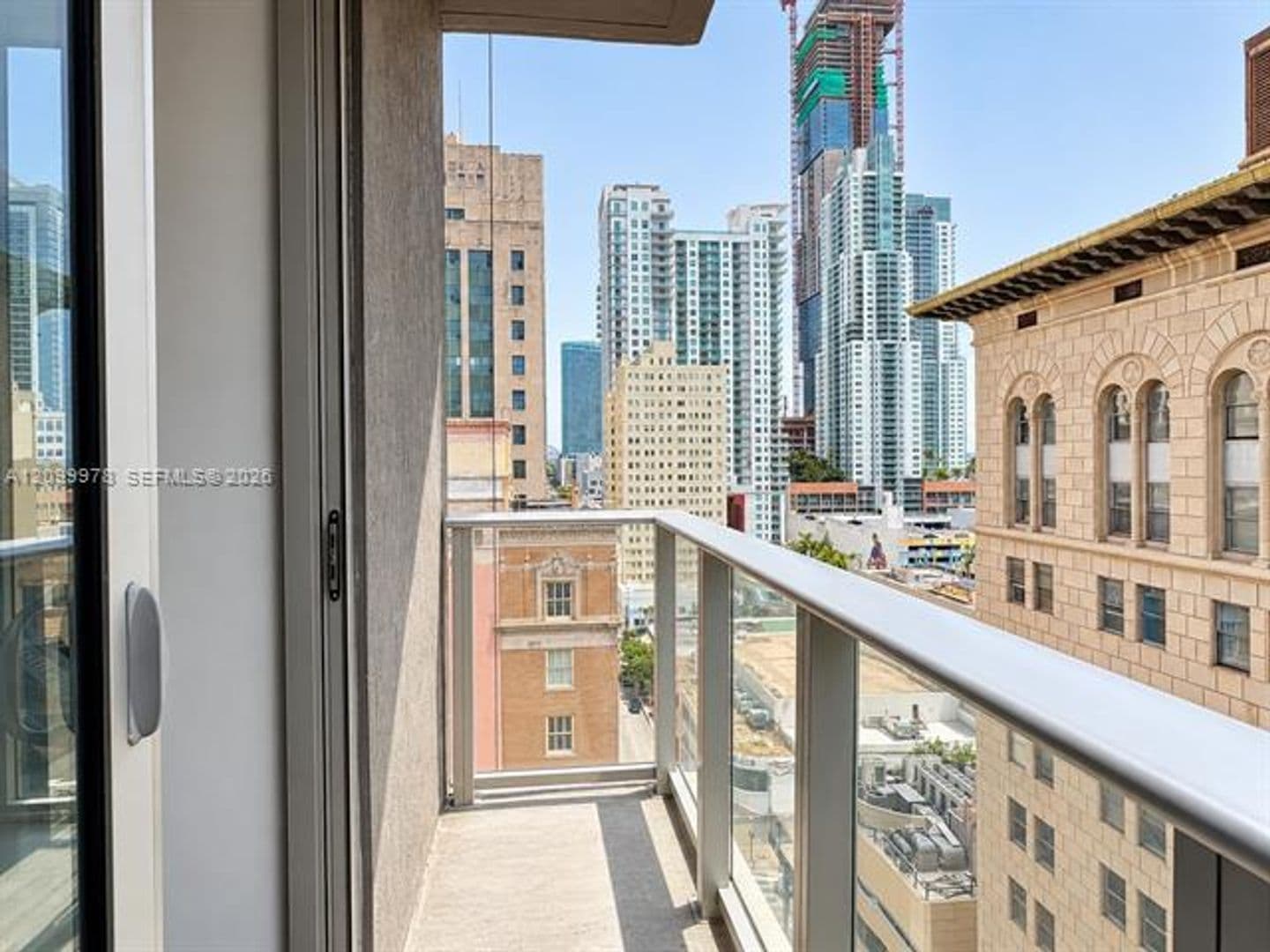 Miami Condo: 151 SE 1st St cu-1202