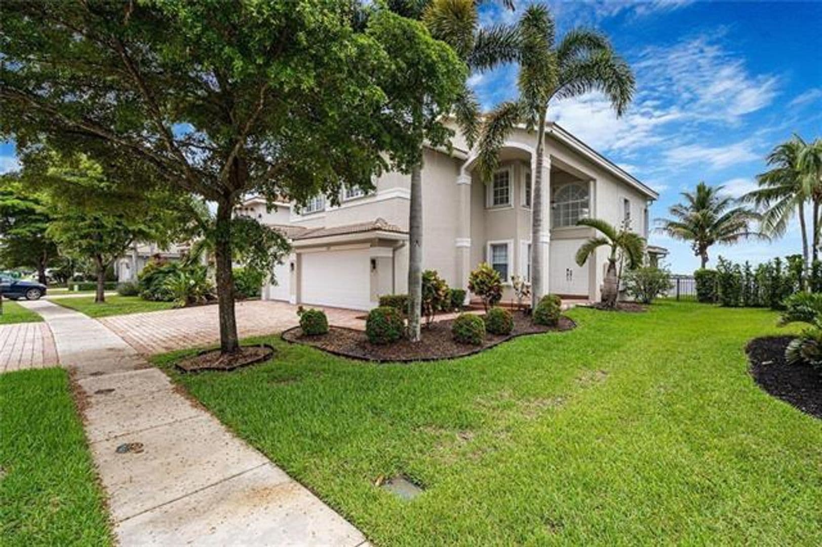 Miramar House: 5197 SW 183rd Ave # 5197
