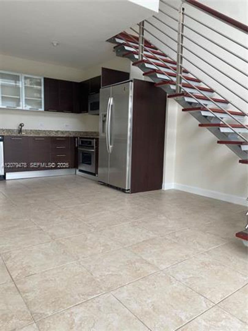 Miami Condo: 41 SE 5th St cu-2405
