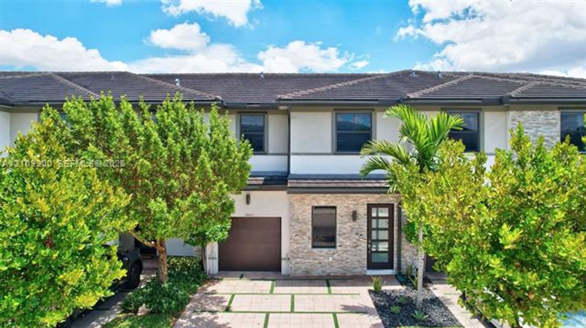 Miami Lakes Townhome: 16011 NW 91st Ct th 16011