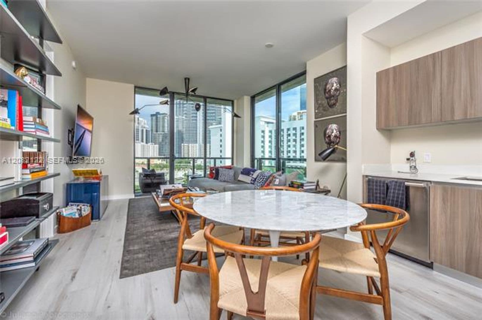 Miami Condo: 201 SW 17th Rd cu-807